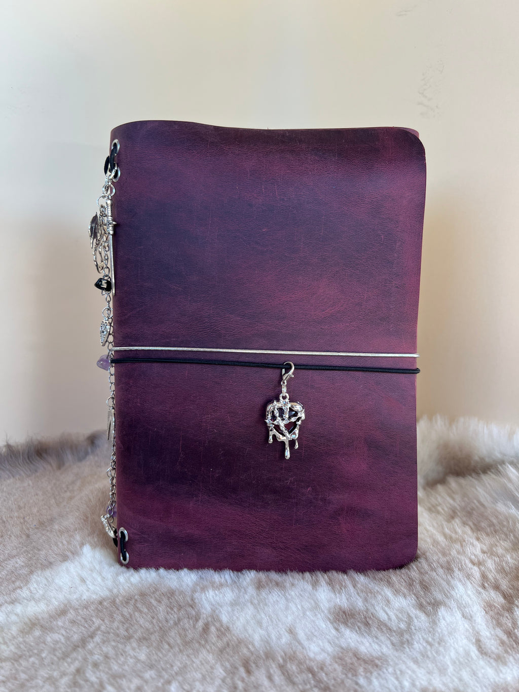 Kožený zápisník A5 - Ružová - Pink Dracula - Fantasy vibe - dlhá verzia