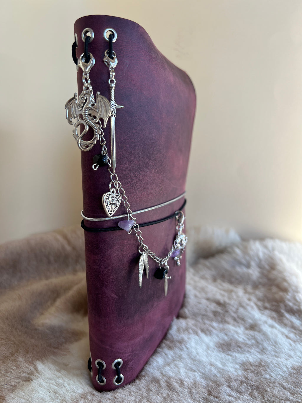 Kožený zápisník A5 - Ružová - Pink Dracula - Fantasy vibe - dlhá verzia