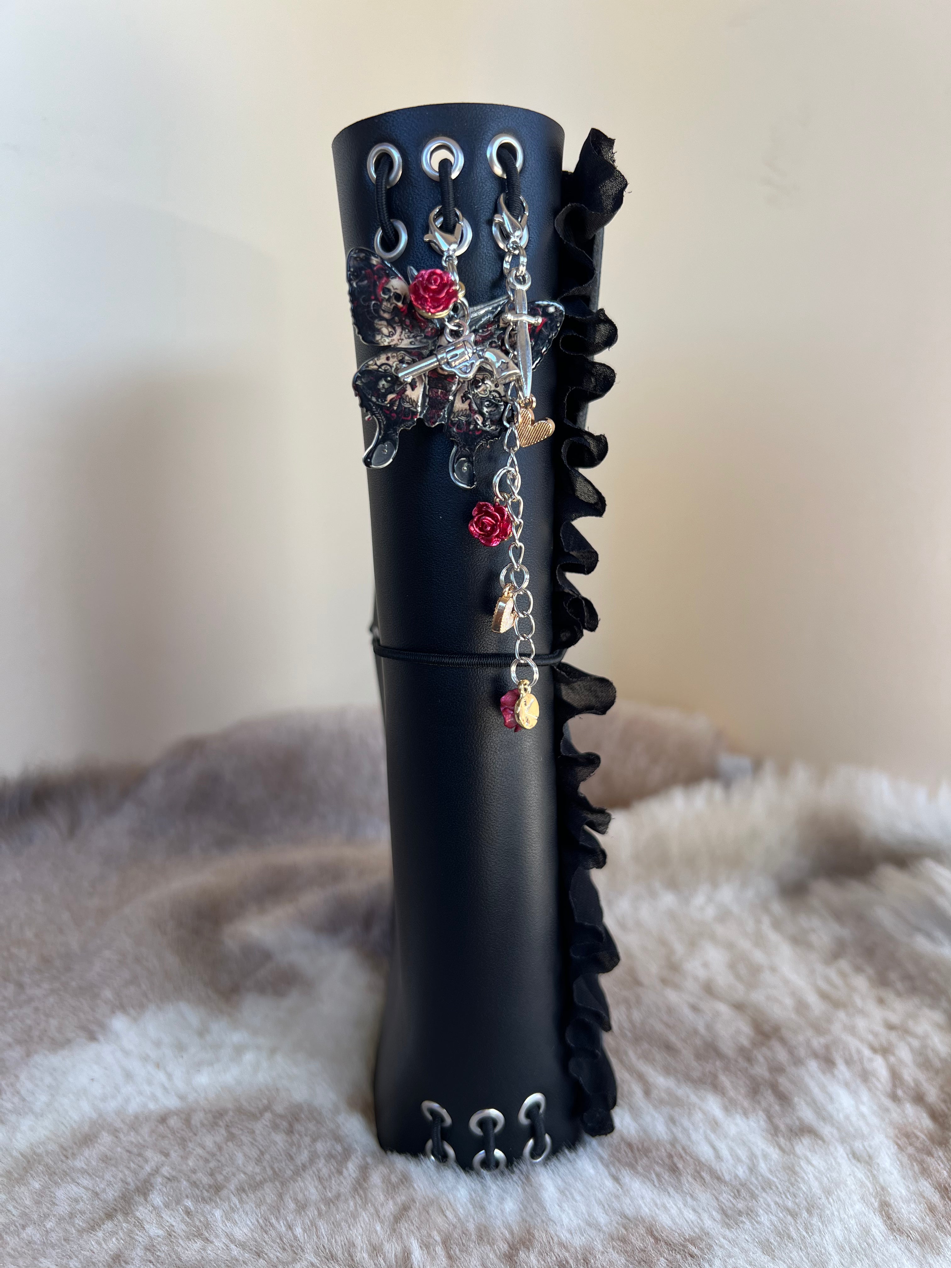 Kožený zápisník A5 - čierna - LIMITKA - Haunting adeline vibe - dlhá verzia