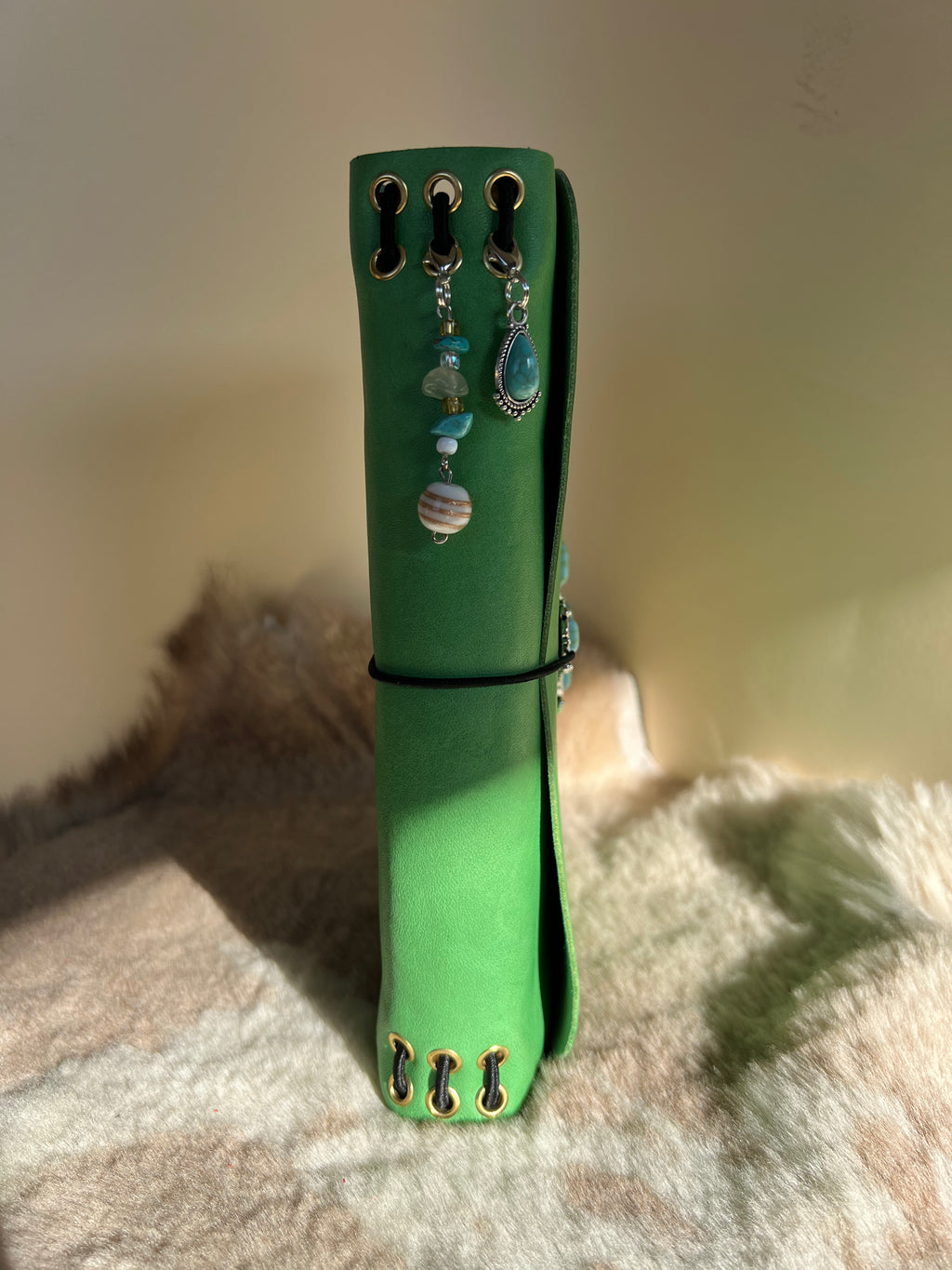 Kožený zápisník A5 - Zelená - Green Spring - Spring cross - dlhá verzia