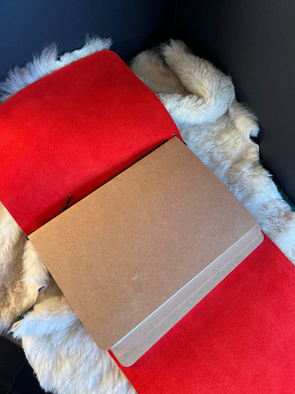 Kožený zápisník A5 - Červený - Red Matte - dlhá verzia