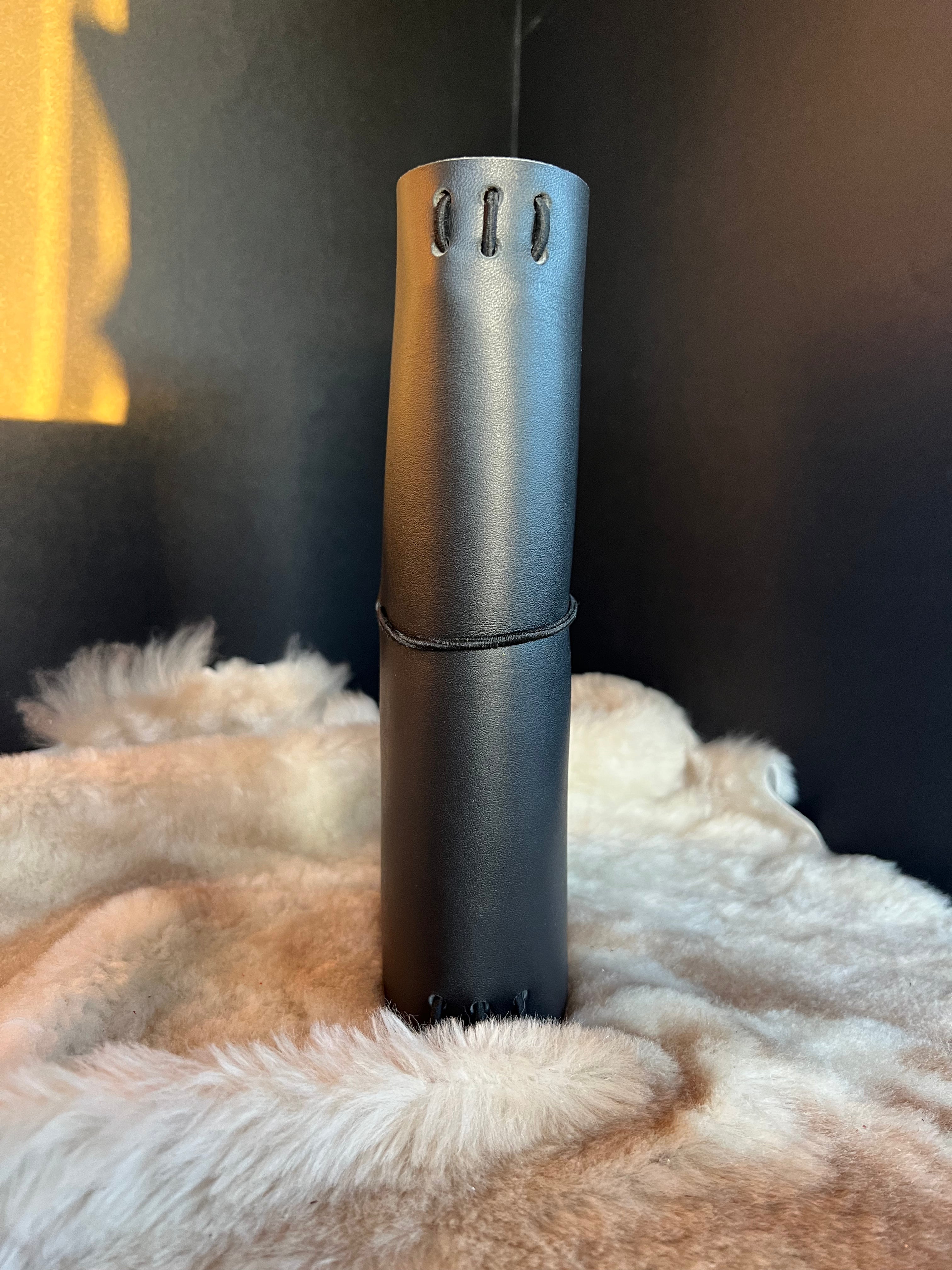 Kožený zápisník A5 - čierna - Black panter - Dlhá verzia