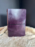 Kožený zápisník A5 - Fialová - Purple Dark - Dlhá verzia