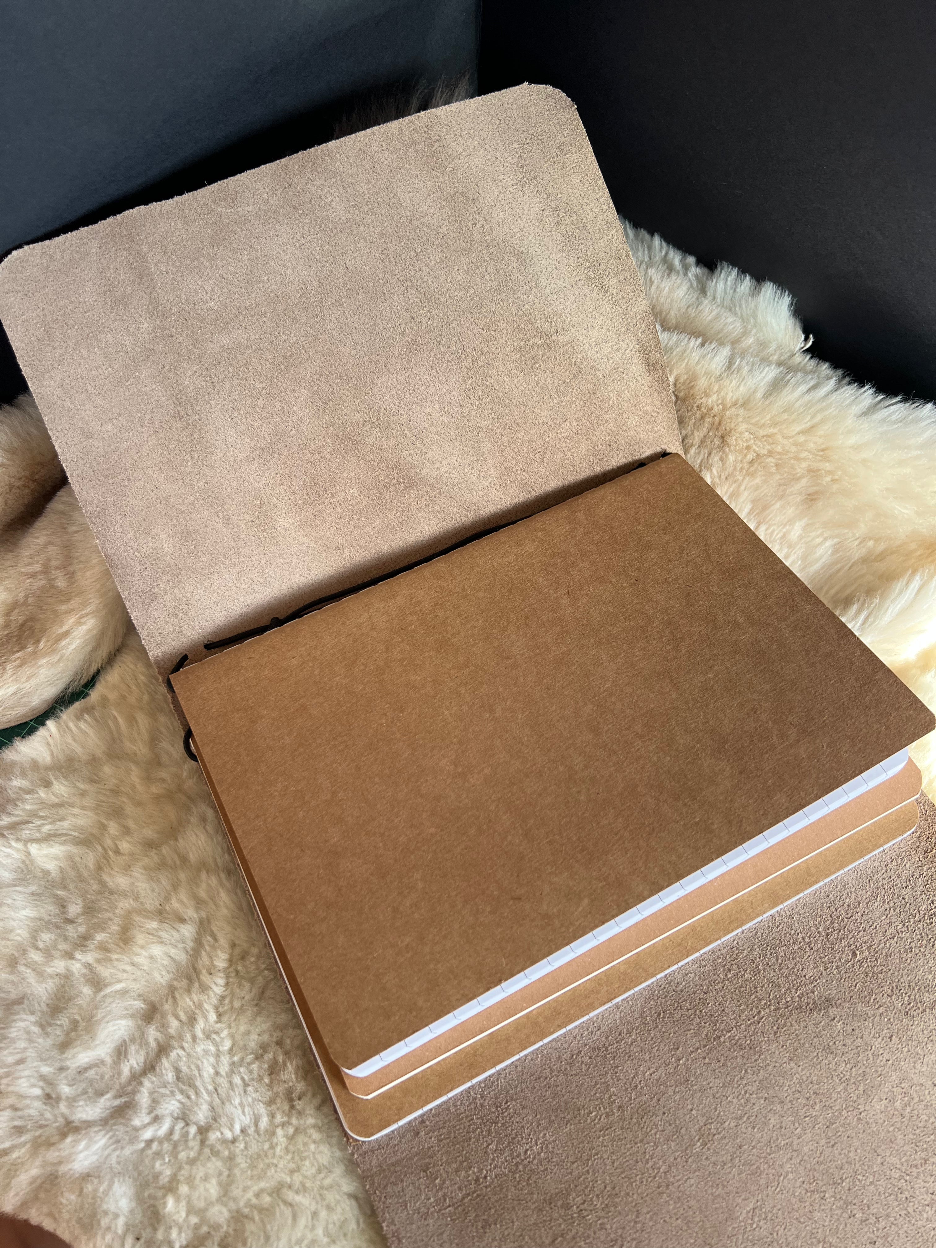 Kožený zápisník A5 - Hnedá - Brown crazy horse dark - dlhá verzia