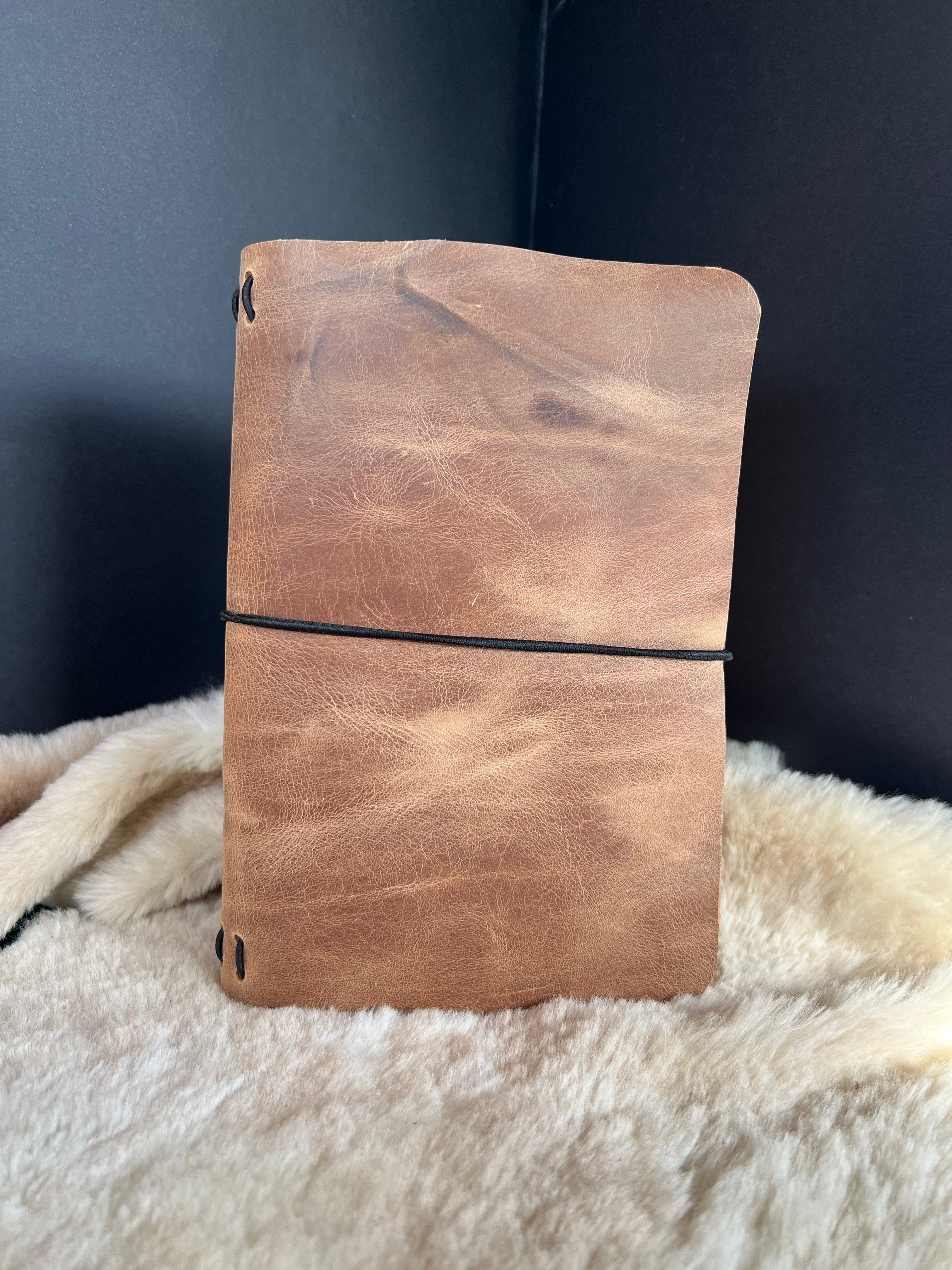 Kožený zápisník A5 - Hnedá - Brown crazy horse light - dlhá verzia