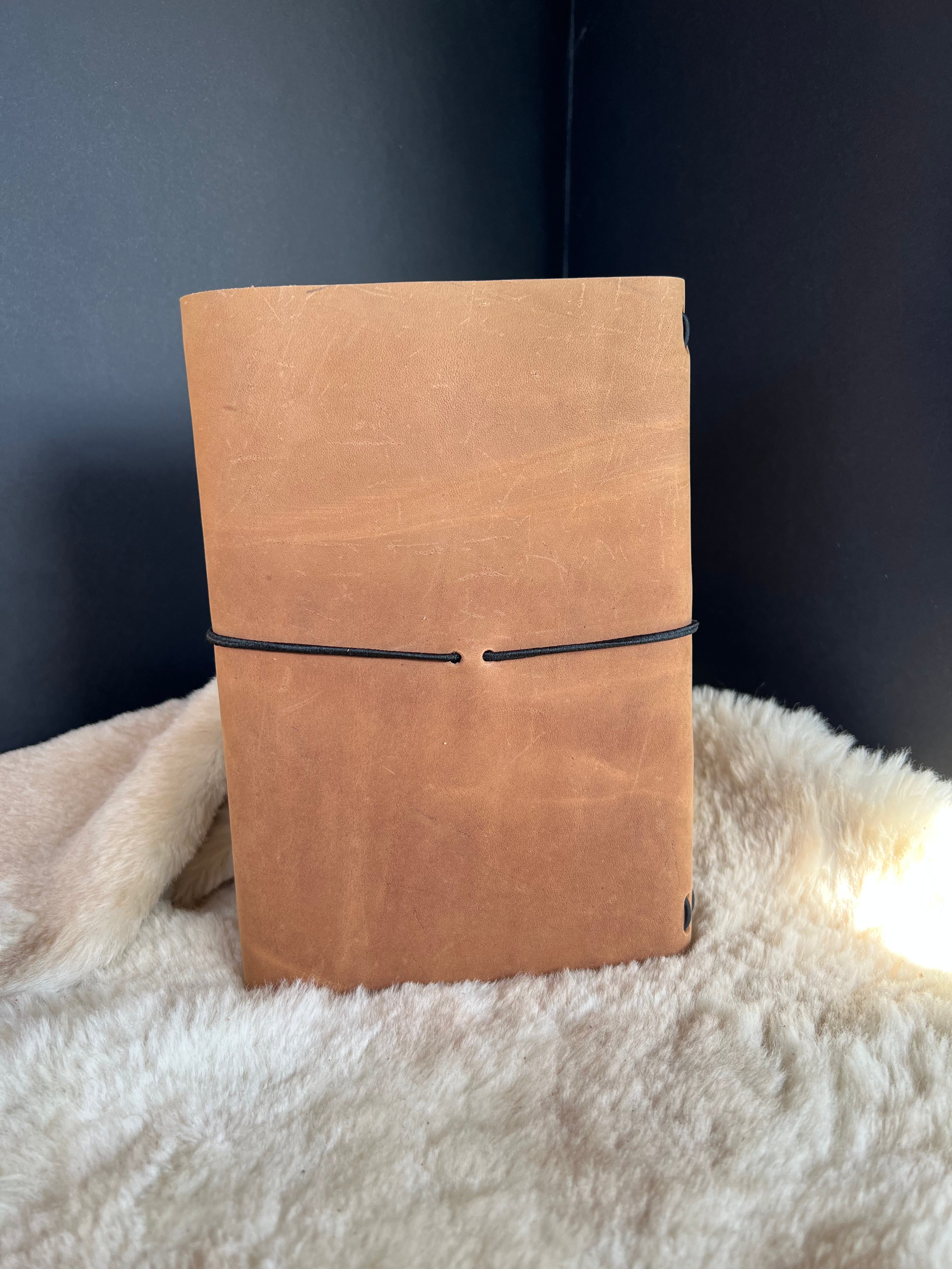 Kožený zápisník A5 - Hnedá - Brown Light - dlhá verzia