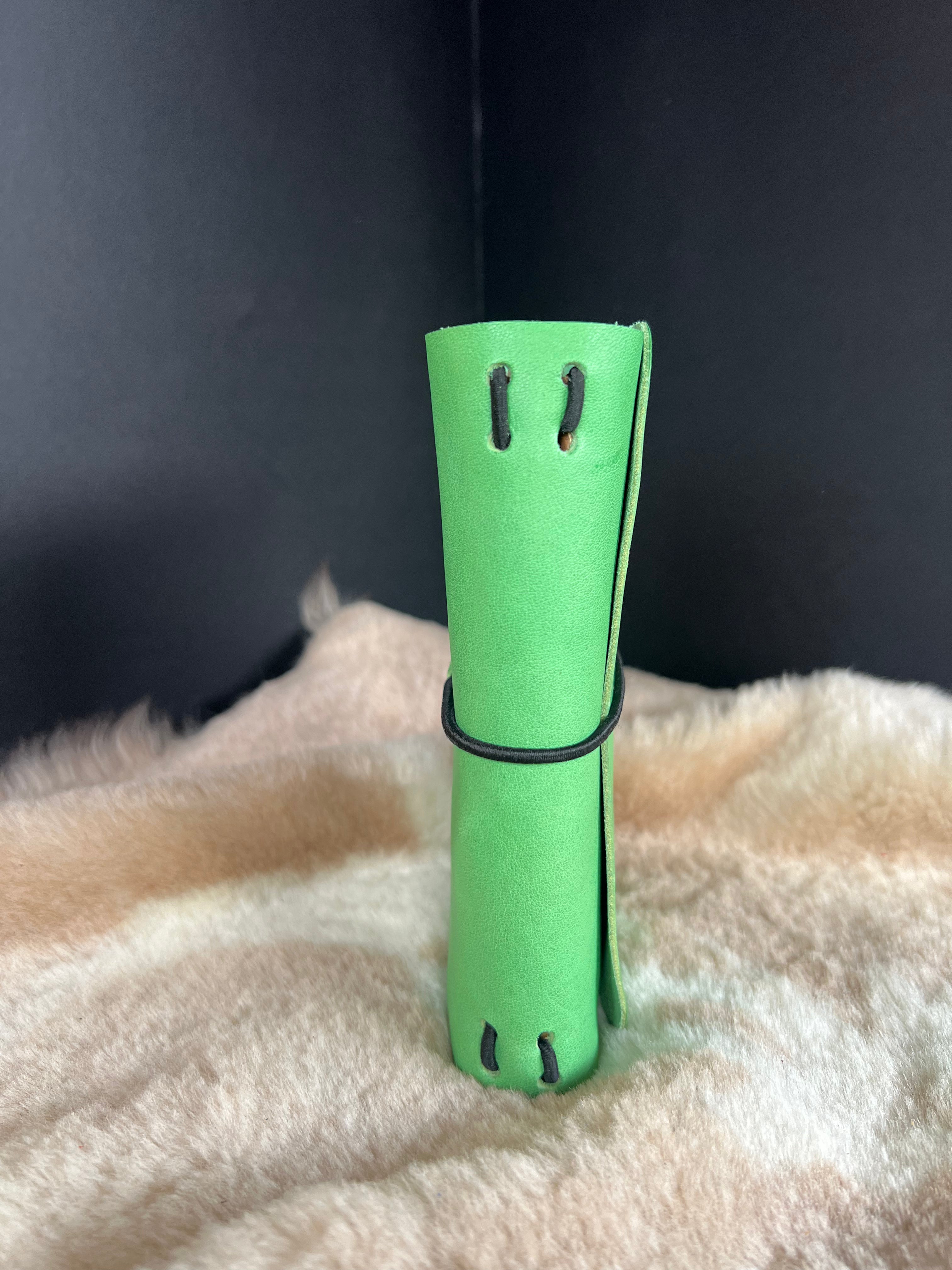 Kožený zápisník A6 - Zelená - Green Spring - dlhá verzia