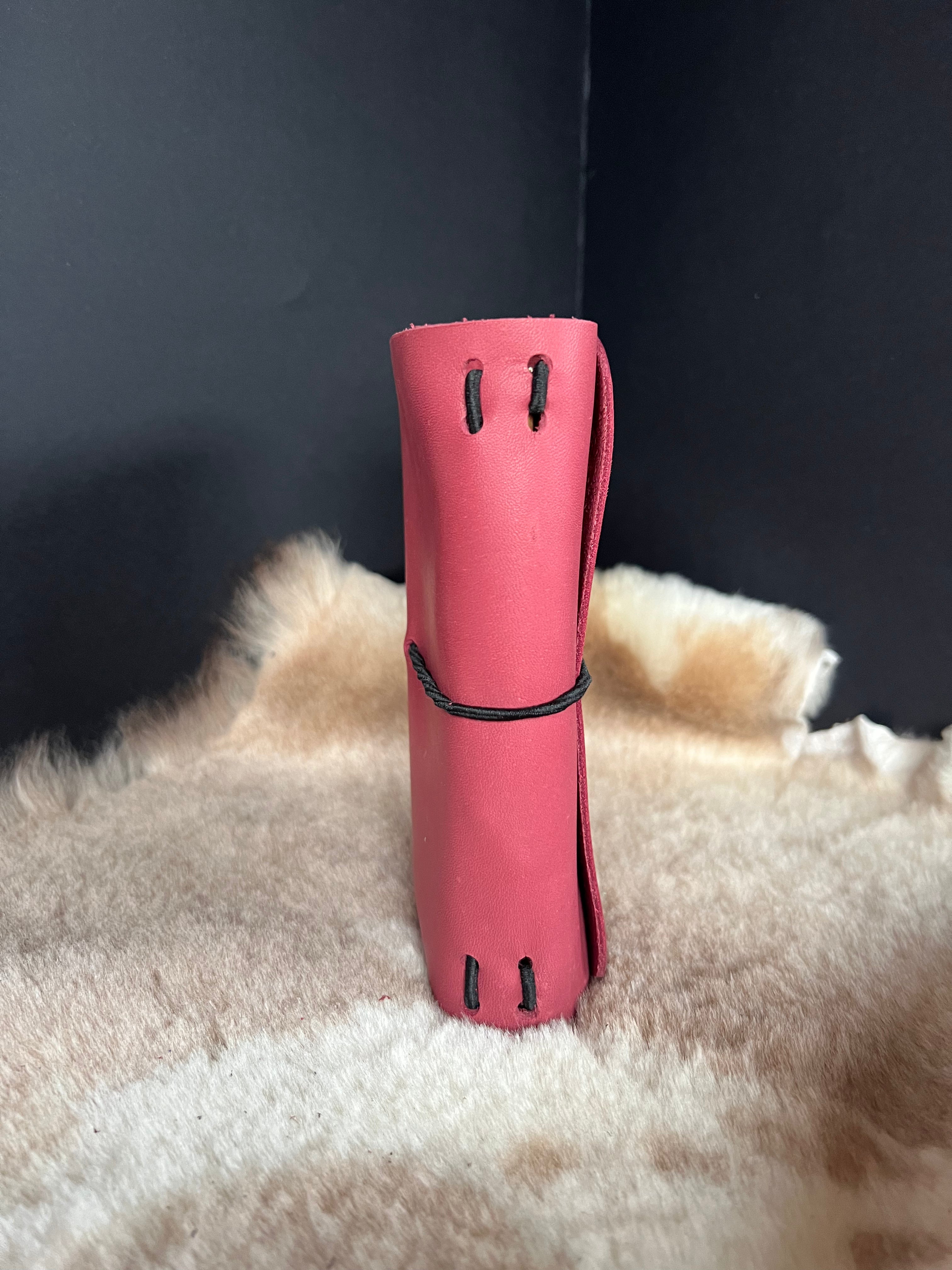 Kožený zápisník A6 - Ružová - pink cherry - dlhá verzia (poškodená)