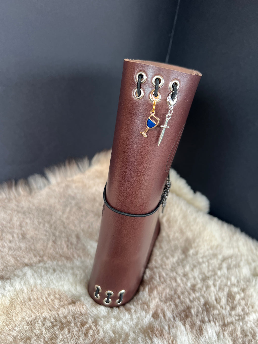 Kožený zápisník A5 - hnedá - LIMITKA - James Bond vibe - dlhá verzia