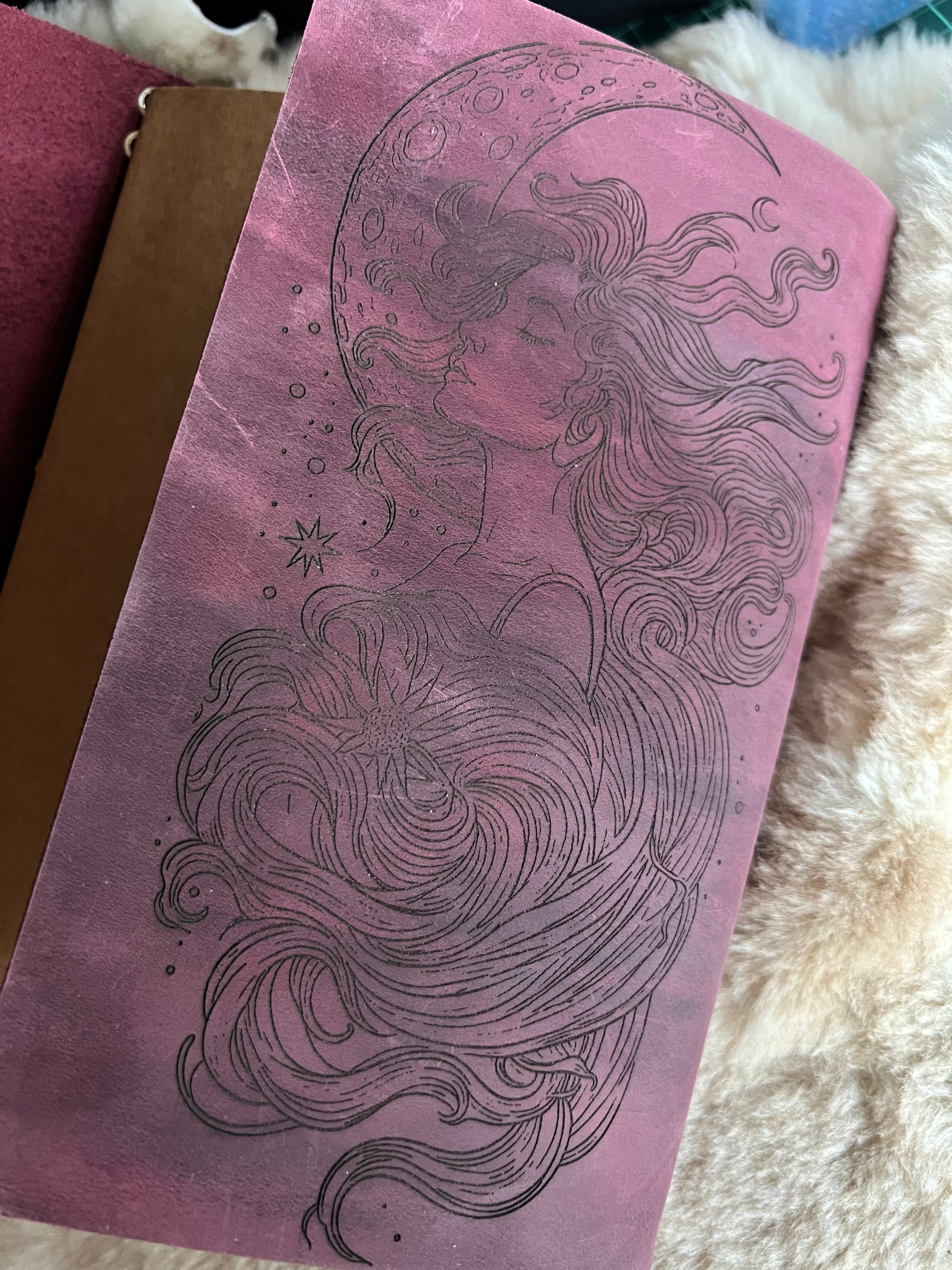 Kožený zápisník A5 - Ružová - LIMITKA - Dragon princes - dlhá verzia