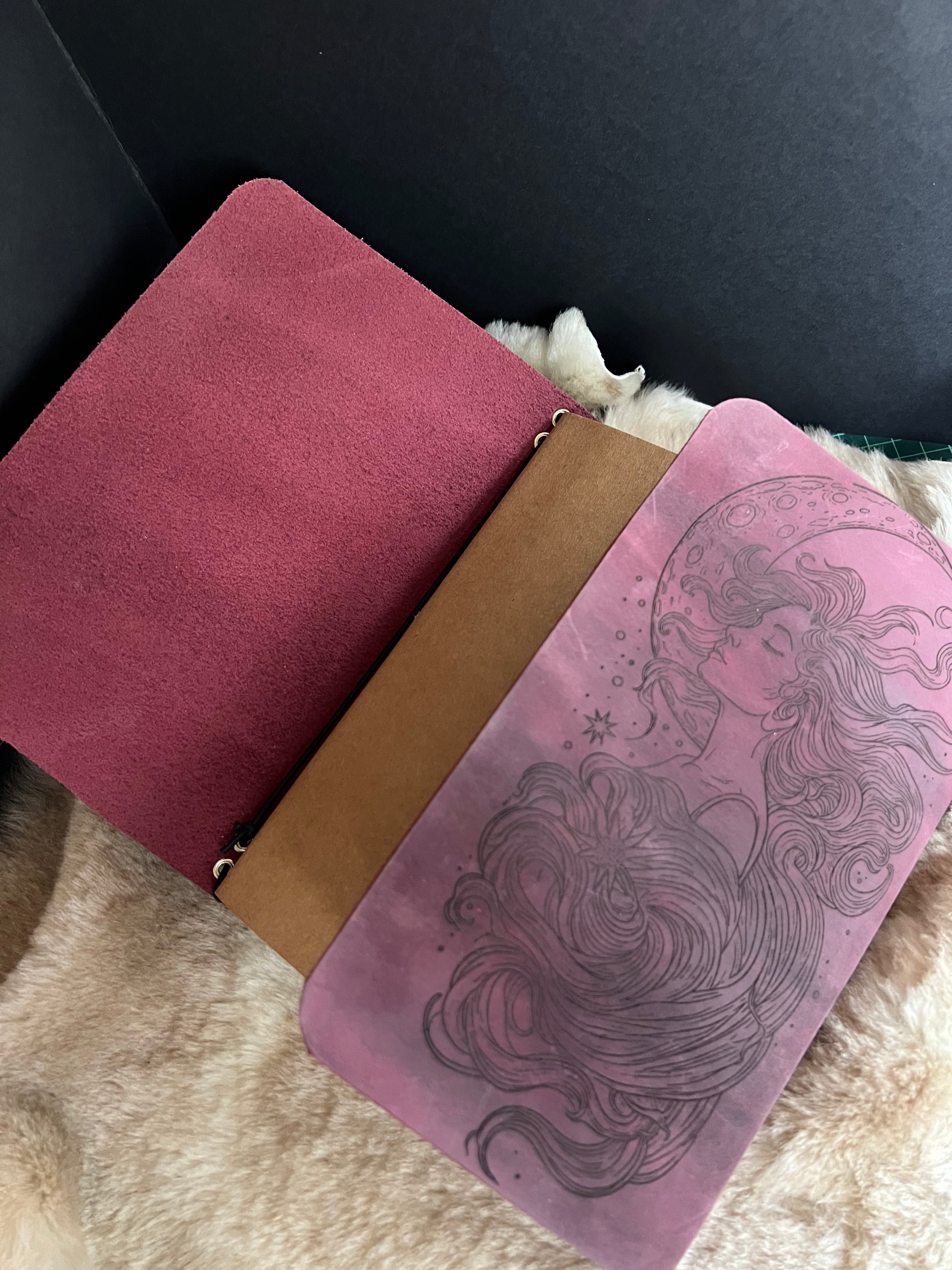 Kožený zápisník A5 - Ružová - LIMITKA - Dragon princes - dlhá verzia