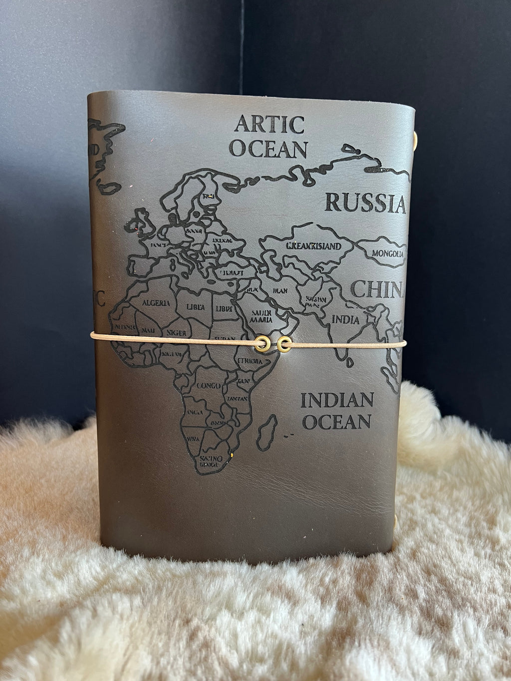 Kožený zápisník A5 - žltá - LIMITKA - Travel Journal green - dlhá verzia